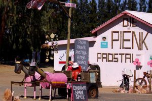 Kakamas Attractions | Palmhof Chalets | Pienk Padstal