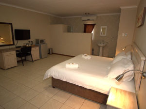 Palmhof Chalets Photo Gallery | Non Self-catering Rooms