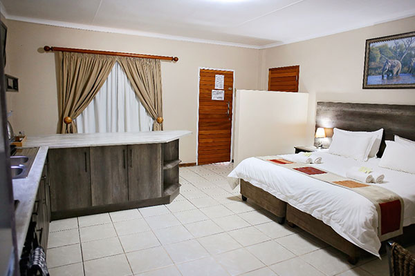Interleading Family Unit with outdoor braai lapa area