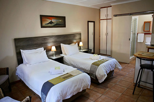 Three room, 6 sleeper family unit