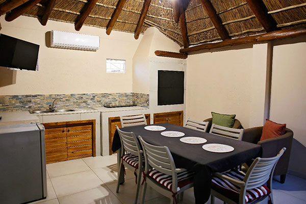 Three room, 6 sleeper family unit